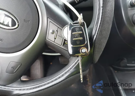 2011 Kia Soul + из США, поврежденный, VIN KNDJT2A27B7308140